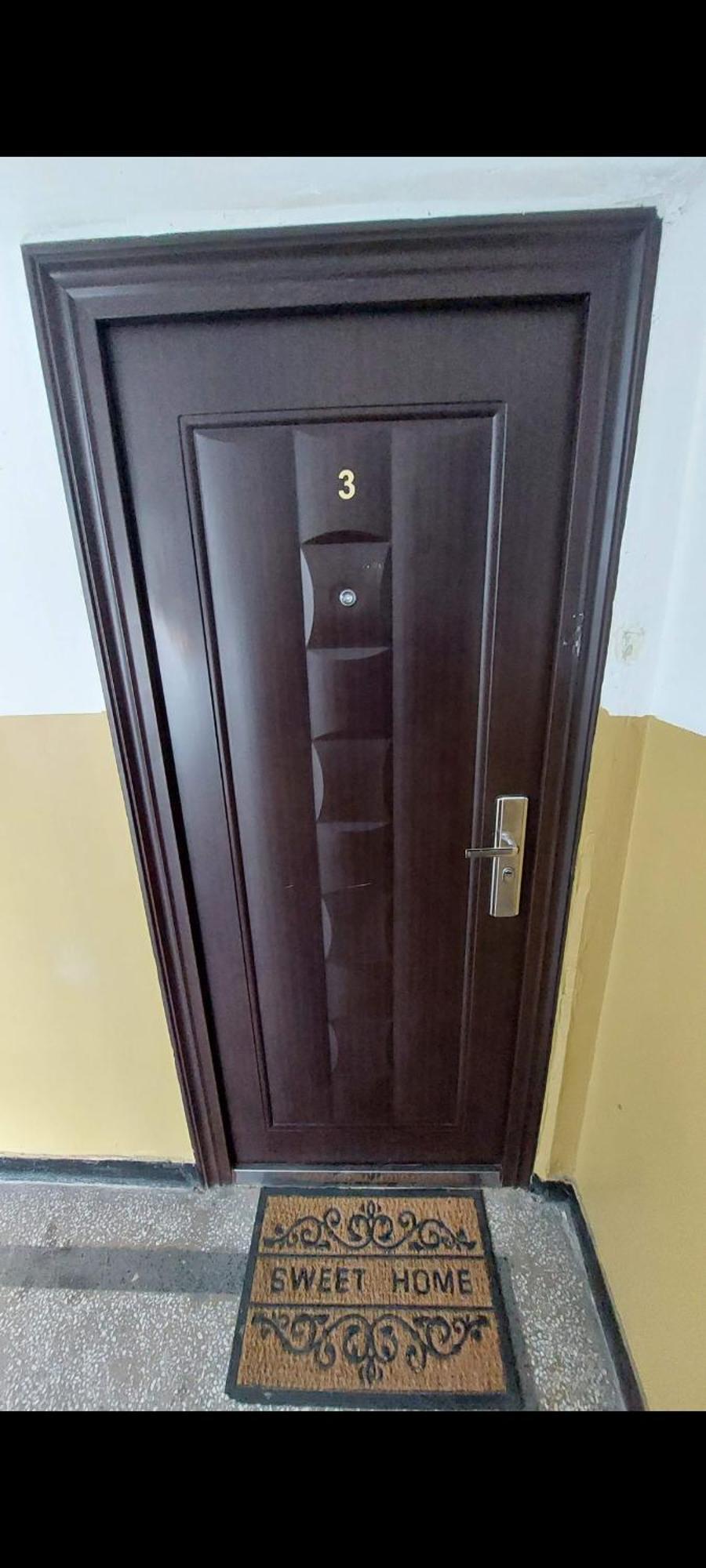 3 Apartment, Center, 1st Floor, Aubg, Free Parking, Pc I5 Ssd, 3 Led Tvs 200 Channels, Wifi, Terrace, Easy-late Check-in, Before Greece Blagoevgrad